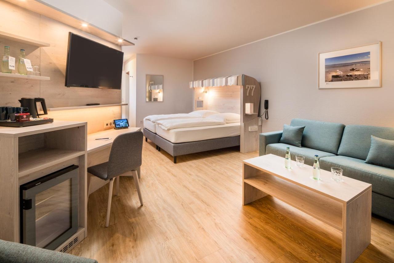 Stadthotel Эккернфёрде Экстерьер фото
